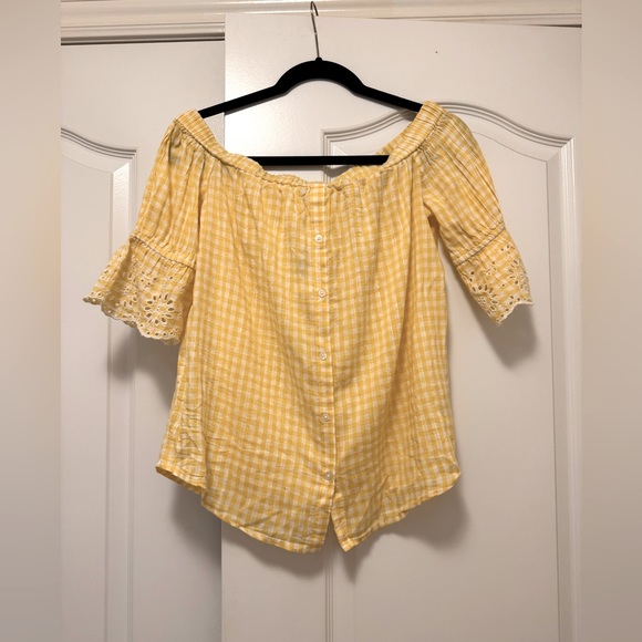 BNWT Old Navy gingham print top with embroidered bell sleeves - Size XS - Picture 1 of 4